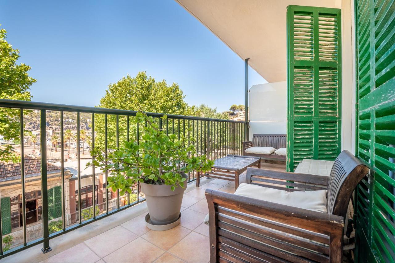 Seafront Apartment In Port Soller Puerto de Sóller Eksteriør bilde